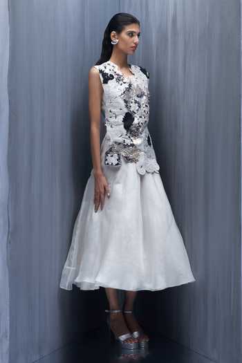 Richa Khemka_White Organza Embroidery, Sequins, Brocade Kanan Embellished Dress With Jacket _Online_at_Aza_Fashions