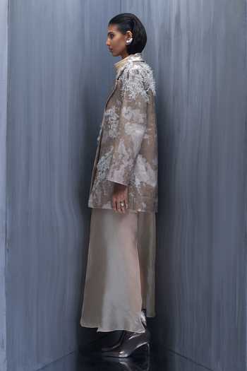 Buy_Richa Khemka_Beige Organza Embroidery Vantage Floriana Hand Blazer _Online_at_Aza_Fashions