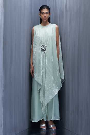 Buy_Richa Khemka_Green Velvet, Satin Round Neck Seiden Asymmetric Cape With Jumpsuit _at_Aza_Fashions
