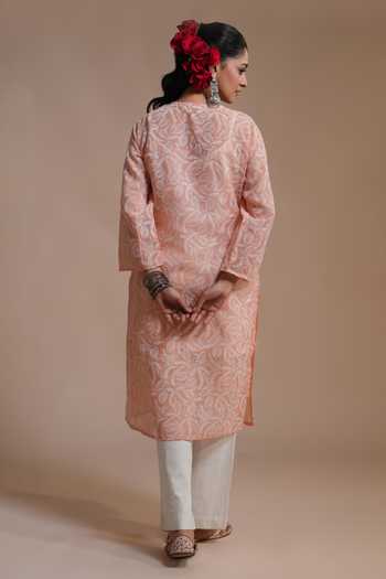 Shop_LAHARIO_Peach Linen Split V-neck Champa Block Print Kurta Set _at_Aza_Fashions