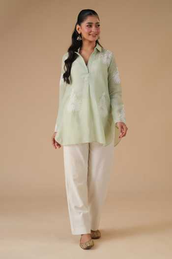 Buy_LAHARIO_Green Linen Collared Bela Printed Kurta And Pant Set _at_Aza_Fashions