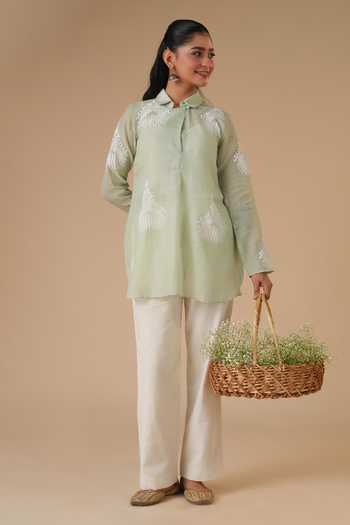 Shop_LAHARIO_Green Linen Collared Bela Printed Kurta And Pant Set _Online_at_Aza_Fashions