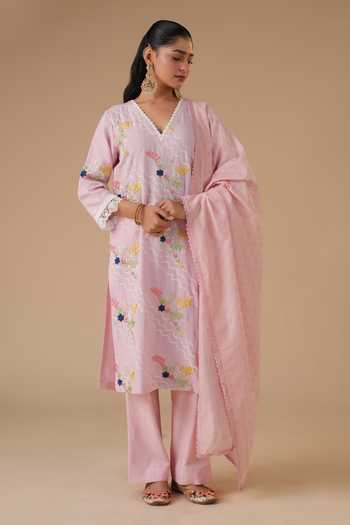 Buy_LAHARIO_Pink Linen Embroidery V-neck, Yes Nargis Printed Kurta Set _at_Aza_Fashions