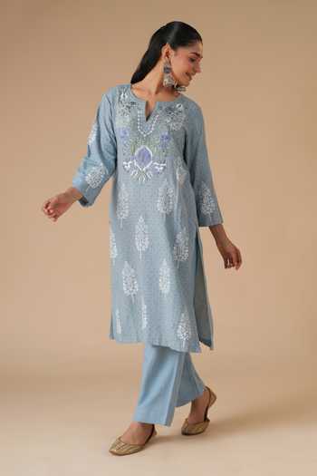 Shop_LAHARIO_Blue Linen Embroidery Split V-neck, Yes Neel Kamal Printed Kurta Set _Online_at_Aza_Fashions