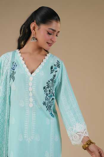 Buy_LAHARIO_Blue Linen Embroidery V-neck Kumud Printed Kurta Set _Online_at_Aza_Fashions