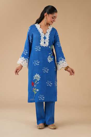 LAHARIO_Blue Cotton Embroidery, Lace V-neck Raat Ki Rani Printed Kurta Set _Online_at_Aza_Fashions