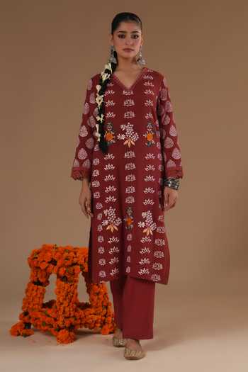 LAHARIO_Maroon Cotton Embroidery, Zari V-neck Gulbahar Block Print Kurta Set _Online_at_Aza_Fashions