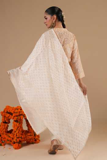 Shop_LAHARIO_Peach Linen V-neck Kesar Printed Kurta Set _at_Aza_Fashions