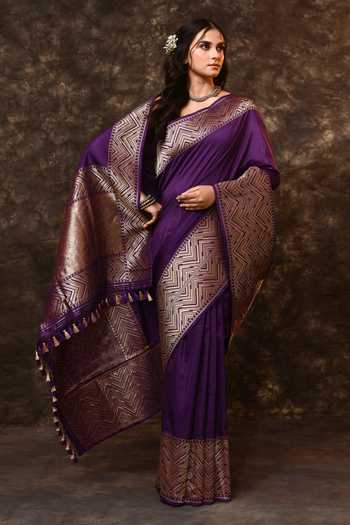 Buy_Vishwa By Pinki Sinha_Purple Silk Zari Chevron Border Woven Saree With Running Blouse 