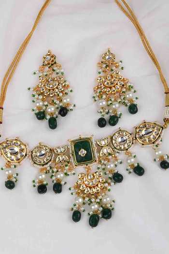Shop_Amreli Jaipur_Green Beads, Pearls, Stones Kundan Embellished Necklace Set _at_Aza_Fashions