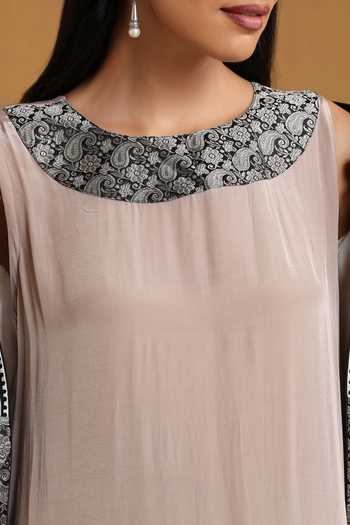 Wazir C_Beige Georgette, Crepe, Linen Embroidery Round Kashmiri Aari Dress And Abaya Set _at_Aza_Fashions