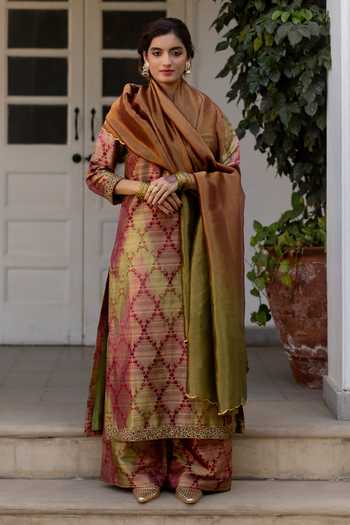 Buy_Mimamsaa_Olive Green Brocade Razia Checkered Woven Kurta Set _at_Aza_Fashions