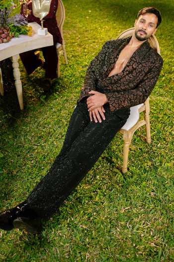 Shop_Itrh_Black Crepe Sequins Noir Regent Printed Blazer Set _at_Aza_Fashions
