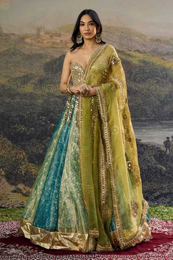 Buy_Itrh_Blue Tissue, Organza Sequins, Mirrors Sweetheart Neck Myra Lehenga Set _at_Aza_Fashions