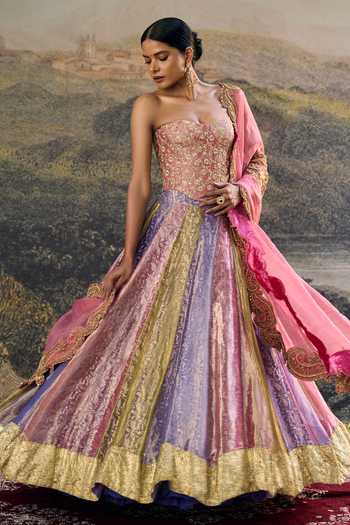 Buy_Itrh_Pink Tissue, Organza Zari Sweetheart Neck Rangoli Lehenga Set _Online_at_Aza_Fashions