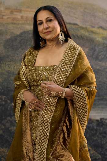 Itrh_Brown Silk, Organza, Brocade Embroidery, Sequins, Zari, Zivara Sharara Set _Online_at_Aza_Fashions