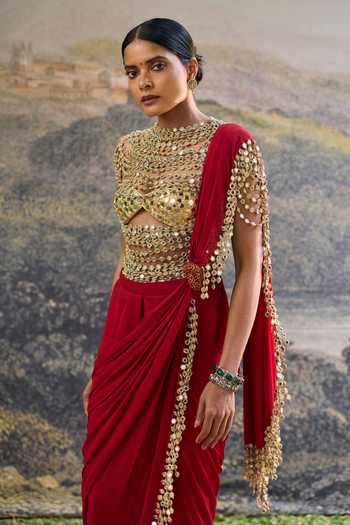 Itrh_Gold Georgette Mirrors, Tassels V-neck Vihana Pre-draped Saree Set _Online_at_Aza_Fashions
