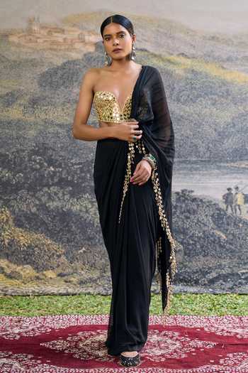Itrh_Black Georgette Mirrors Sweetheart Neck Shyama Pre-draped Saree Set _Online_at_Aza_Fashions