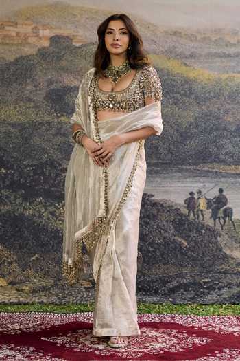Buy_Itrh_Silver Tissue, Organza Beads, Stones, Mirrors Scoop Neck Iraaya Saree Set _at_Aza_Fashions