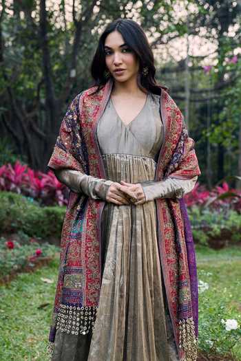 Itrh_Gold Tissue Zari V-neck Zarbaft Anarkali Set _Online_at_Aza_Fashions