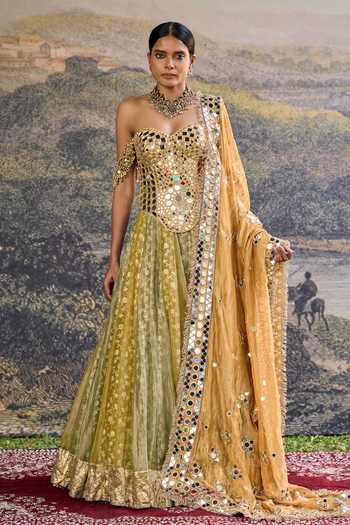 Buy_Itrh_Green Tissue Mirrors Sweetheart Neck Hiranya Lehenga Set _at_Aza_Fashions