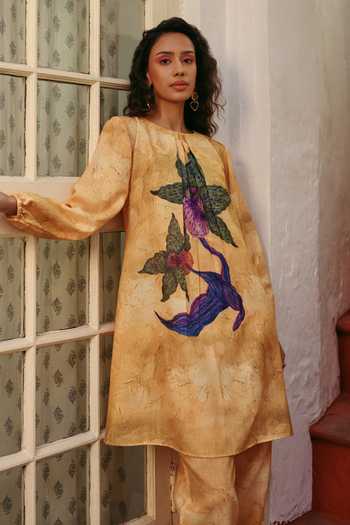 Shop_ZiP by Payal & Zinal_Mustard Linen Round Neck Aamras Floral Pattern Kurta And Pant Set _Online_at_Aza_Fashions