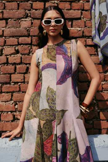 Buy_ZiP by Payal & Zinal_Pink Round Neck Phool Fiesta Floral Print A-line Dress _Online_at_Aza_Fashions