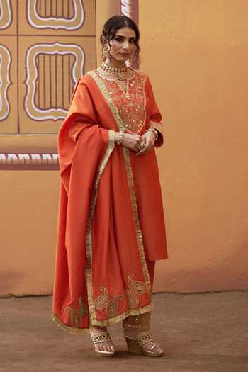 Buy_Thetaa_Orange Silk, Cotton Embroidery, Zari, Mirrors V-neck, Cutdana Hand Kurta Set _Online_at_Aza_Fashions