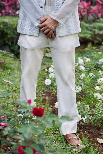 Buy_Itrh_Grey Cotton, Linen, Organza Embroidery Zoravar Bundi And Kurta Set _Online_at_Aza_Fashions