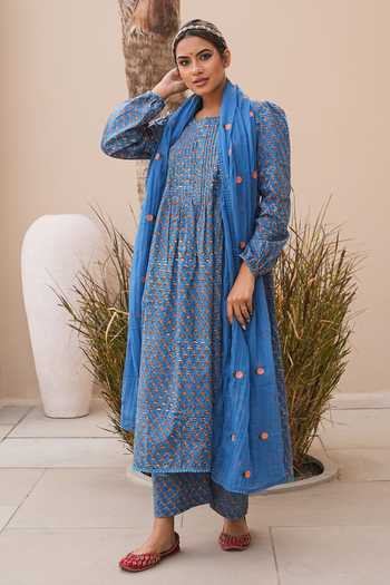 Gulabo Jaipur_Blue Cotton, Cambric Round Neck, Yes Rida Printed Kurta Set _Online_at_Aza_Fashions