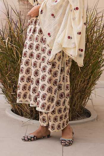 Gulabo Jaipur_Off White Cotton, Cambric Embroidery Round Neck Rida Printed Kurta Set _at_Aza_Fashions