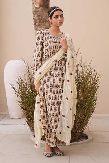 Buy_Gulabo Jaipur_Off White Cotton, Cambric Embroidery Round Neck Rida Printed Kurta Set _at_Aza_Fashions