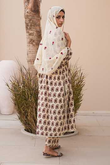 Shop_Gulabo Jaipur_Off White Cotton, Cambric Embroidery Round Neck Rida Printed Kurta Set _at_Aza_Fashions