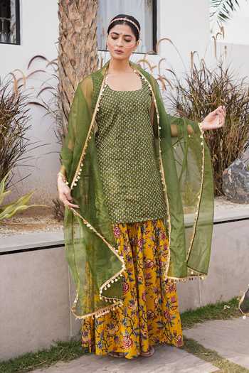 Gulabo Jaipur_Green Cotton, Cambric Tassels, Pom-poms Scoop Neck Samira Printed Kurta Set _Online_at_Aza_Fashions