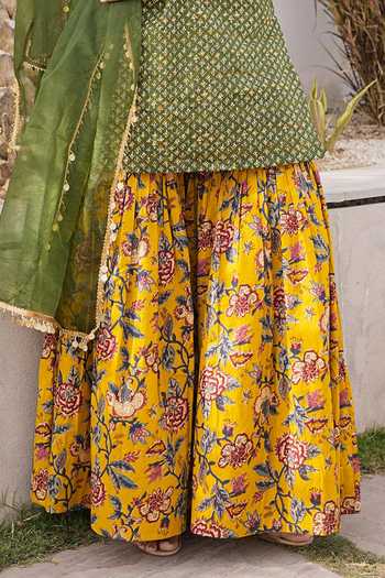 Shop_Gulabo Jaipur_Green Cotton, Cambric Tassels, Pom-poms Scoop Neck Samira Printed Kurta Set _Online_at_Aza_Fashions