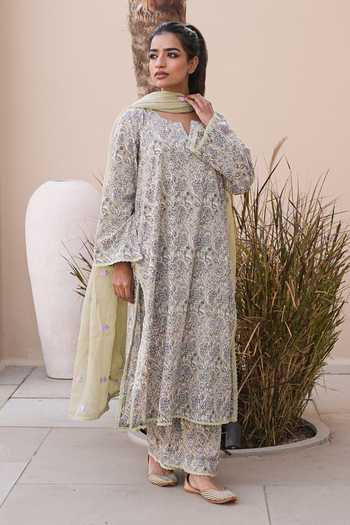 Gulabo Jaipur_Green Cotton, Cambric Embroidery Split V-neck, Yes Afsana Printed Kurta Set _at_Aza_Fashions