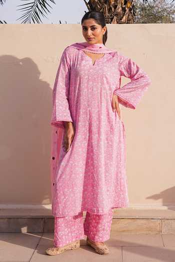 Buy_Gulabo Jaipur_Pink Cotton, Cambric Keyhole Neck Afsana Printed Kurta Pant Set _at_Aza_Fashions