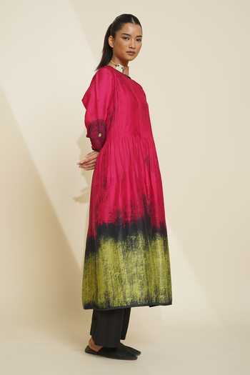 Taika By Poonam Bhagat_Pink Silk Round Neck Digitally Printed Kurta And Pant Set _Online_at_Aza_Fashions