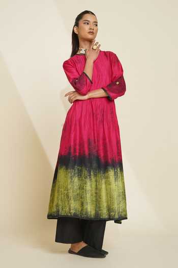Buy_Taika By Poonam Bhagat_Pink Silk Round Neck Digitally Printed Kurta And Pant Set _Online_at_Aza_Fashions