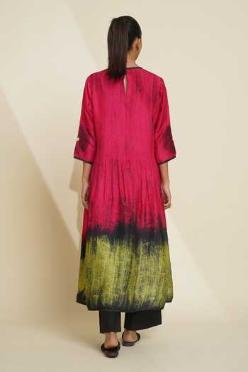 Shop_Taika By Poonam Bhagat_Pink Silk Round Neck Digitally Printed Kurta And Pant Set _at_Aza_Fashions