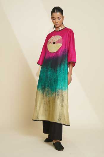 Shop_Taika By Poonam Bhagat_Pink Silk Embroidery Round Neck Printed Blended Kurta And Pant Set _Online_at_Aza_Fashions