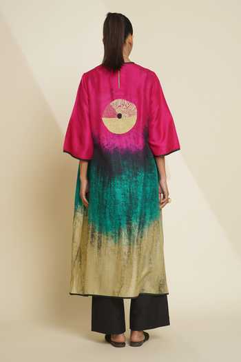 Shop_Taika By Poonam Bhagat_Pink Silk Embroidery Round Neck Printed Blended Kurta And Pant Set _at_Aza_Fashions