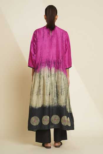 Shop_Taika By Poonam Bhagat_Pink Silk Embroidery Round Neck Printed Kurta And Pant Set _at_Aza_Fashions