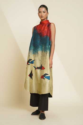 Taika By Poonam Bhagat_Blue Silk Embroidery Mandarin Collar, Yes Printed Kurta And Pant Set _Online_at_Aza_Fashions