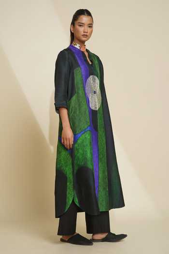 Buy_Taika By Poonam Bhagat_Green Silk Embroidery Split V-neck Printed Blended Kurta And Pant Set _Online_at_Aza_Fashions