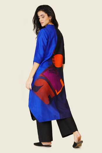 Buy_Taika By Poonam Bhagat_Blue Silk Embroidery Mandarin Collar, Yes Hand Printed Kurta _Online_at_Aza_Fashions
