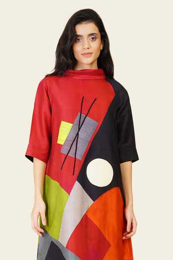 Taika By Poonam Bhagat_Multi Color Silk Embroidery Mandarin Collar, Yes Hand And Printed Kurta _at_Aza_Fashions
