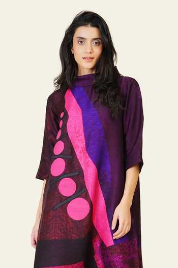 Taika By Poonam Bhagat_Pink Silk Embroidery High Neck Hand And Printed Kurta _at_Aza_Fashions