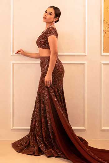 Shop_Shahmeen Husain_Brown Georgette Sequins, Chikankari Sweetheart Neck Lehenga Set _at_Aza_Fashions