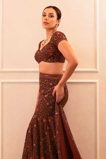 Shop_Shahmeen Husain_Brown Georgette Sequins, Chikankari Sweetheart Neck Lehenga Set _Online_at_Aza_Fashions